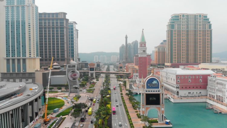 中場持續升溫，貴賓廳賭收第二季度在澳門博彩總收入佔比不足50%