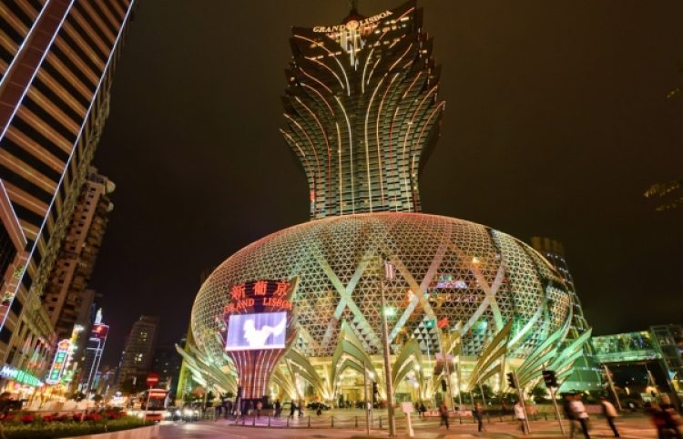 何鴻燊家族在亞洲20大最富有家族名單中位列第17