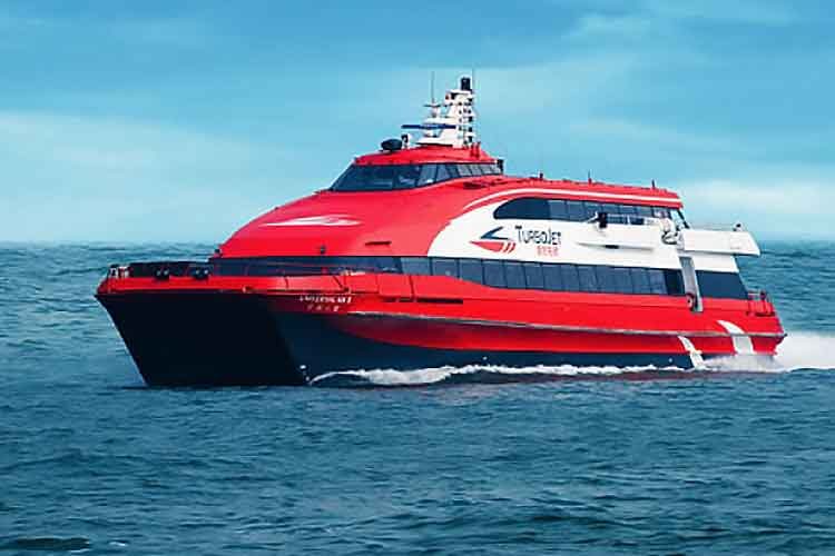 受香港政治動蕩拖累及港珠澳大橋開通,噴射飛航上半年業績現虧損