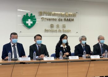 政府決定全澳41家娛樂場停運15日，稱不會考慮「全面封關」