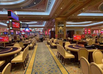 澳門仍在「慎重」評估重開娛樂場事宜