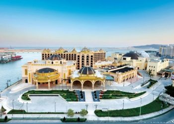 周錦輝卸任澳門勵駿行政總裁，由妻陳美儀接替