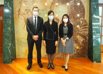 盛世貴族向澳門政府捐贈口罩