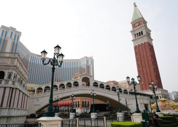 《亞博匯》現場點數，全澳11家IR的主娛樂場區域平均僅得15名玩家