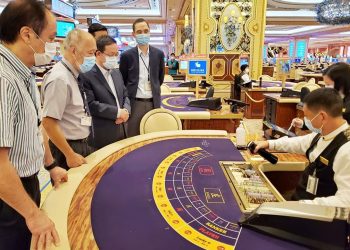 澳門日均錄得少於3千旅客，粵澳間所有隔離措施解除