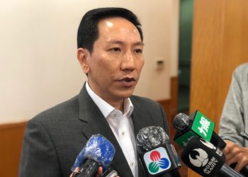 議員稱倘能與廣東開關，澳門賭收可達每月10億美元