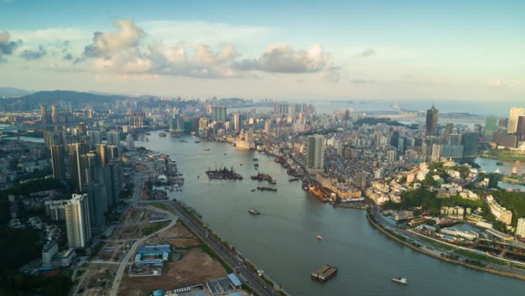 澳門博彩法修訂將要求營運商維持比例不低於八成五的本地僱員擔任中、高層管理職位