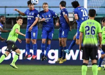 社論： 澳門最近關於運動投注牌照的公告，是否顯示娛樂場專營牌照亦會延長兩年？