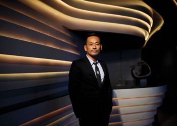 太陽城上市公司稱周焯華將辭任行政總裁，警告可能存在資金缺口