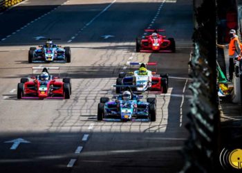 大賽車期間訪澳旅客達兩月來最高，珠海續放寬通關限制