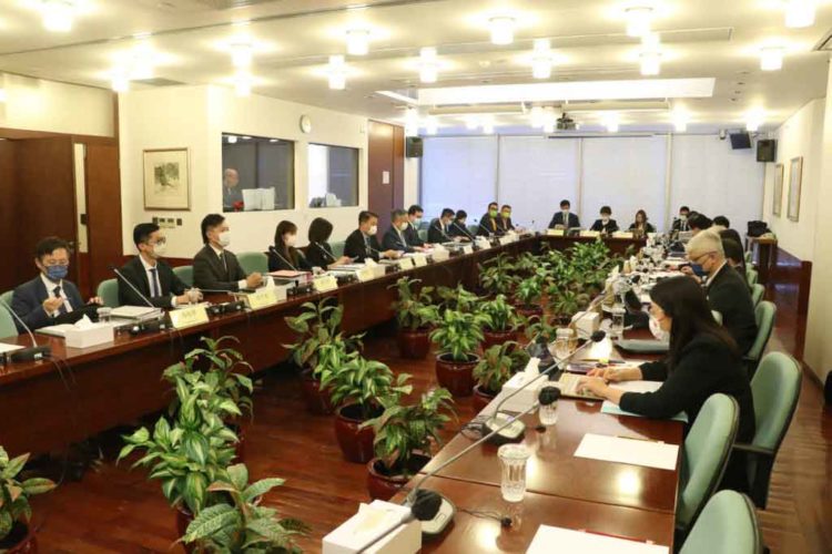 衛星場三年過渡期後可以繼續經營