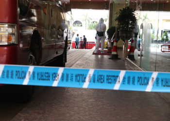 財神酒店被圍封 逾500至700人被困在內