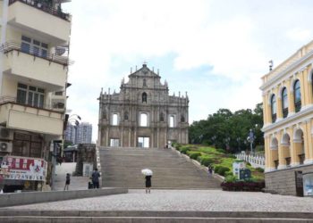 手信店商戶:目前情況是「經濟清零 」而不是「動態清零」