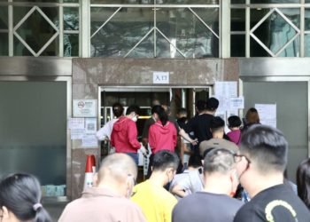 澳門確診人數升至572人 過萬人被調查跟進