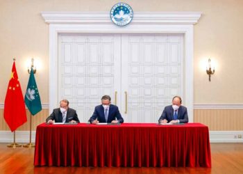 6間博企簽訂延期合同 延期至12月31日