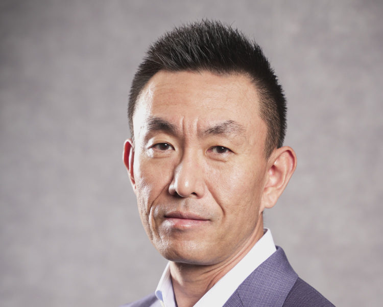 Daesik Han: 克肩一心