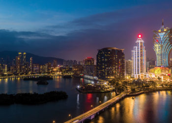 如何贏得澳門賭牌