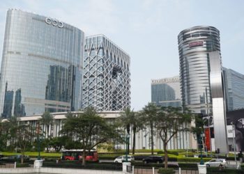 新濠向Evan Winkler 授予價值500萬美元的股份