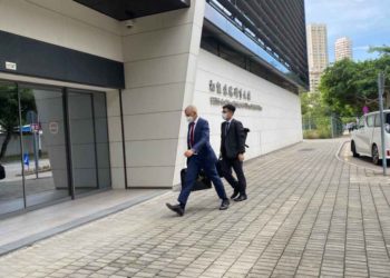 太陽城前賬房部總監否認知悉參與電投活動