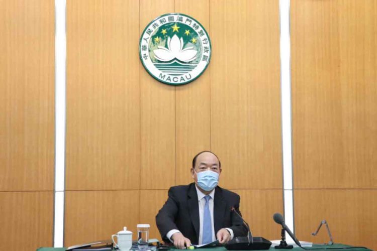 賀一誠:三年虧損不會令博企倒閉