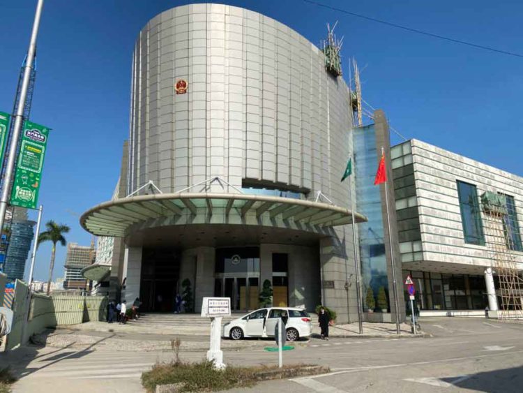 立法會完成討論「中介法」，有望下周審議