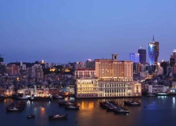 實德環球發盈警，2022財年虧損達3800萬美元