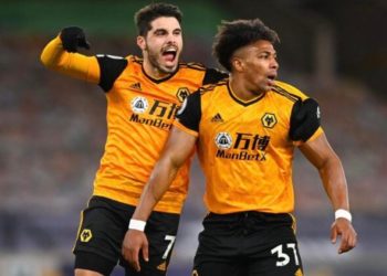 英超俱樂部同意取消球衣胸前博彩廣告