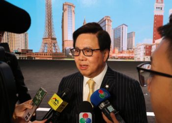 王英偉：政府正在決定外國專區要減免多少稅收