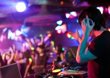 黑桃資本與香港夜店dragon-i創辦人合資成立公司，首項目設於澳門