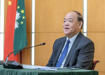 賀一誠：2023年博彩業在GDP佔比不足40%