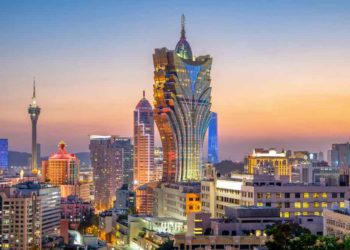 澳娛綜合第二季博彩總收益為69億港元，按季持平，上葡京穩健增長