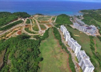 新港世界行政總裁吳克文確認，正着手在長灘島和宿霧島的兩個 IR 擴建項目