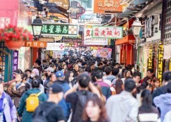 澳門黃金周前六日入境遊客達915,696人，已逾2019年水平