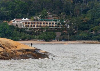 澳門特區政府與竹灣酒店簽訂五年經營批給合同