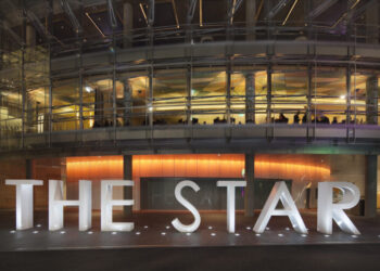 澳洲星億集團2024年第四季現金儲備減半，流動性危機再現