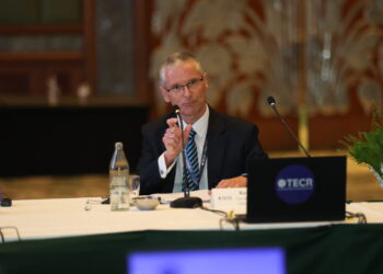 TECR圓桌會議上，無論支持或反對方均對150萬美元銀行存款要求提出擔憂