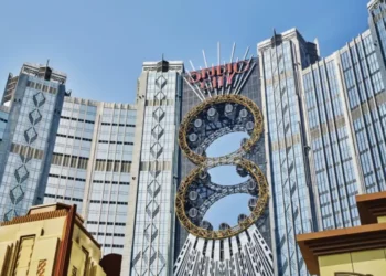 新濠第二季業績再超預期，澳門度假村帶動博彩收入升16%至11億美元