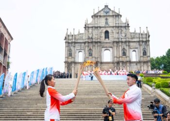 澳門六博彩承批公司參與全運會火炬傳遞