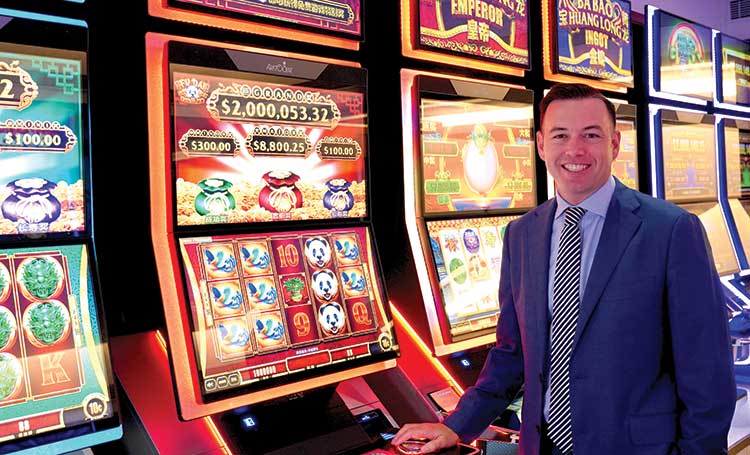 Aristocrat Lloyd Robson 與馮慧敏請辭 消息指二人將過檔 IGT