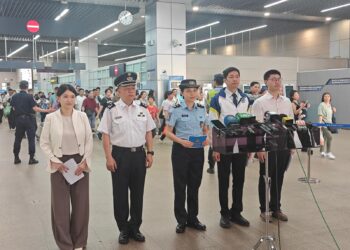 澳門當局預計「五一」黃金週日均出入境人數最高達74萬人次