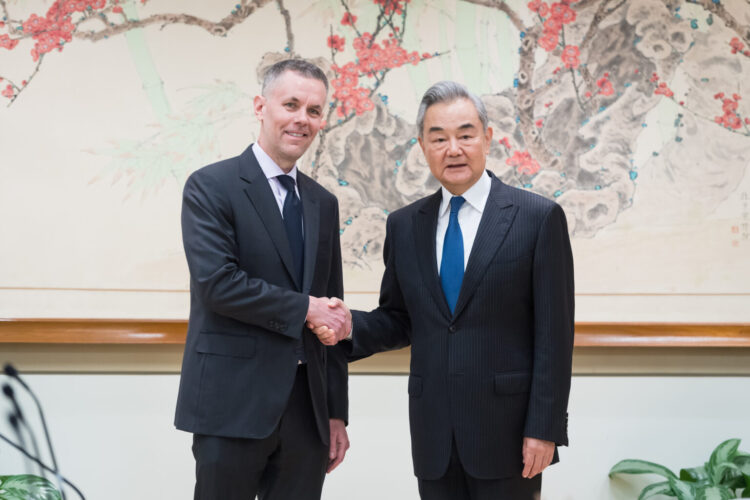 永利渡假村行政總裁潘國宏隨美國商界代表團 紐約與中國外交部長王毅會面