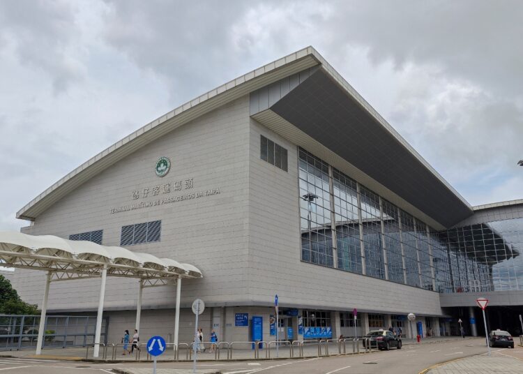 澳門氹仔客運碼頭直升機場管理及經營完成判給