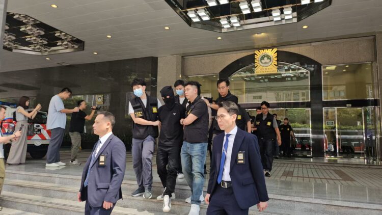 澳門司警破獲涉桑拿操控賣淫集團　拘26人包括3名現役警員