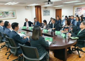 博監局與承批公司展開會議 商討應對手機直播賭局問題