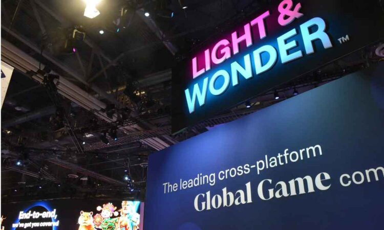 博彩及網上博彩業務帶動 Light & Wonder 2026第二季增長經調整 EBITDA 達 3.83 億美元