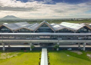 菲律賓旅遊部長力爭擴中國遊客免簽口岸 涵蓋克拉克等入境口岸
